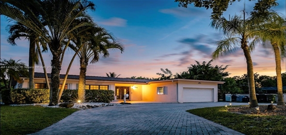 1850 hibiscus Dr Biscayne Park Florida, 33181 | Sophisticated Single Family Home