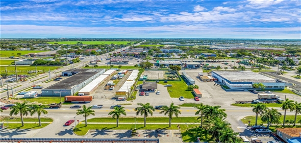 Mr. Kleen's Coin Laundry both the business and real estate are being sold together. Florida City Florida, 33034 | Laundry Facility