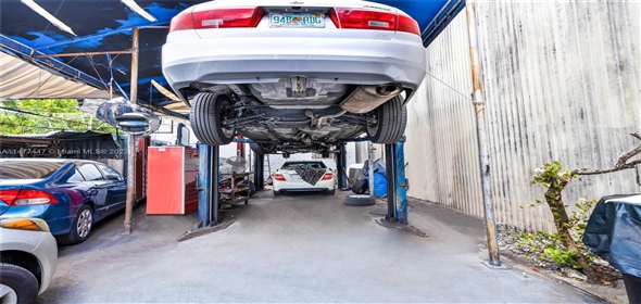 2316 SW 57th Ave WEST PARK Hollywood Florida, 33023 | Great Mechanic Shop