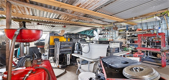 2316 SW 57th Ave WEST PARK Hollywood Florida, 33023 | Great Mechanic Shop