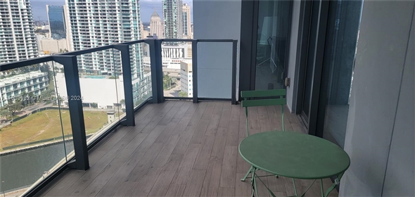 68 Se 6th St #2110 Miami Florida, 33131 | Stunning and Elegant Apartment