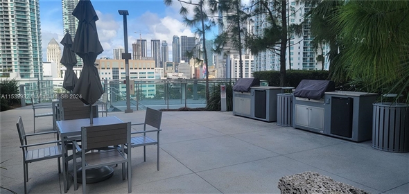 68 Se 6th St #2110 Miami Florida, 33131 | Stunning and Elegant Apartment