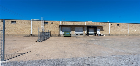 3320 Dalworth Street Arlington Texas, 76011 | Beautiful Industrial Building