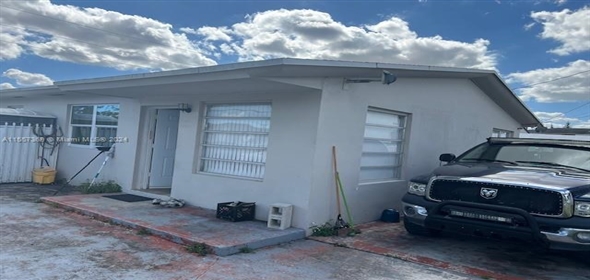 101 W 10th St HIALEAH, FL 33010-4006 Hialeah Florida, 33010 | Commercial Property