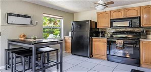 3230 NE 13th St # 1 Pompano Beach Florida, 33062 | Beautiful condo