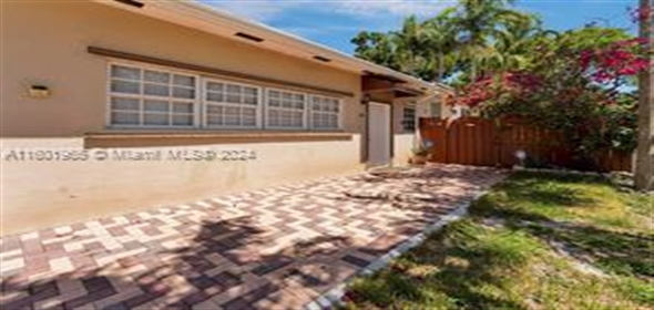 23 SW 8th St Hallandale Beach Florida, 33009 | Spectacular single family home