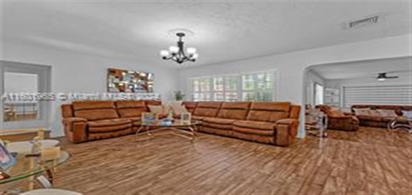 23 SW 8th St Hallandale Beach Florida, 33009 | Spectacular single family home