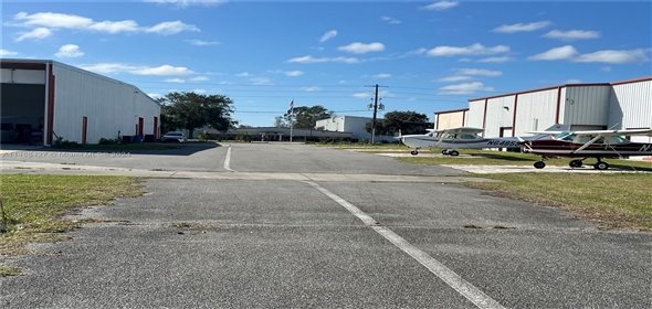 545 Air Park Rd # C-5 Miami Florida, 33132 | Commercial property