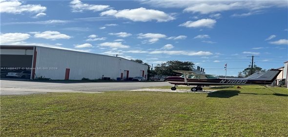 545 Air Park Rd # C-5 Miami Florida, 33132 | Commercial property