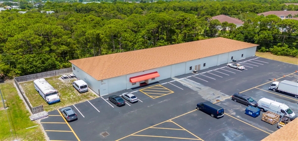 1013 SE Holbrook Ct Port St Lucie Florida, 34952 | Commercial property