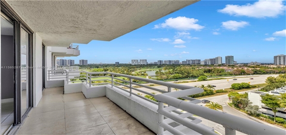 3300 NE 192nd St # 1108 Aventura Florida, 33180 | Beautiful condo