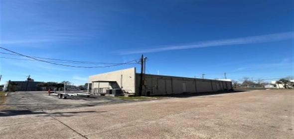 110 N Broadway St La Porte Texas, 77571 | CONVENIENT COMMERCIAL OFFICE