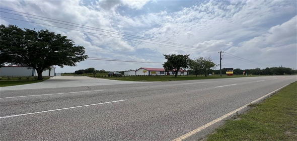 8050 Red Bluff Rd Pasadena Texas, 77507 | COMMERCIAL STOREFRONT