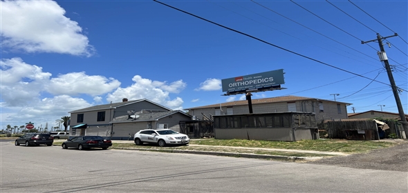 5427 Broadway Avenue J Galveston Texas, 77551 | PRIME LOCATION COMMERCIAL STOREFRONT RETAIL