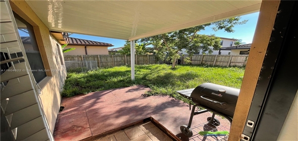 588 SE 35th Ter # . Homestead Florida, 33033 | Beutiful single family home