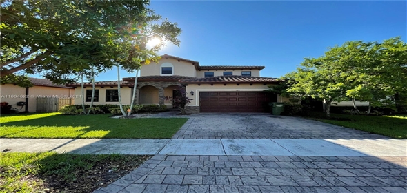 588 SE 35th Ter # . Homestead Florida, 33033 | Beutiful single family home