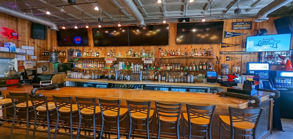 117 S San Francisco St Flagstaff Arizona, 86001 | Beautiful restaurant/bar