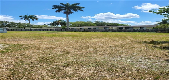 730 NE 18th Ave Homestead Florida, 33033 | Commercial Property