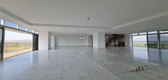 Terrazas del Country (Guataparo) Valencia Carabobo, 2001 | Luxury Penthouse Duplex Residencias A4