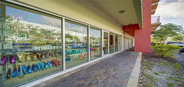 1 Hialeah Florida, 33015 | Beauty Salon