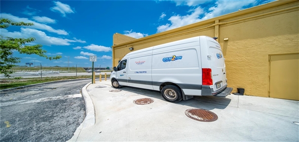 1 Miami Florida, 33186 | Top of The Line Fish & Seafood Market With Distribution