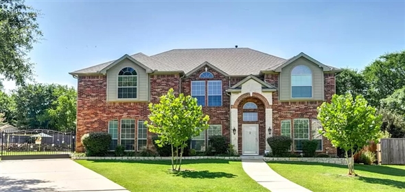 216 Forestridge Drive Mansfield Texas, 76063 | Incredible Home in Mansfield TX