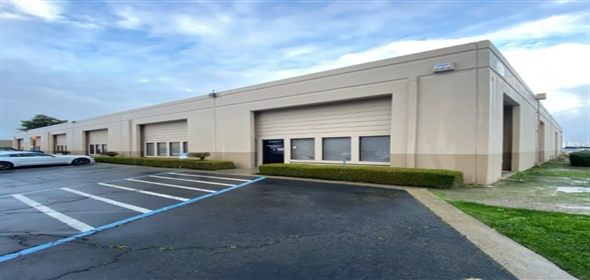 1200 Maple Street Ste 102 Madera California, 93637 | Convenient Commercial Office