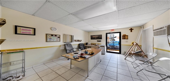 7760 W 20th Ave # 23 Hialeah Florida, 33016 | Exceptional Warehouse