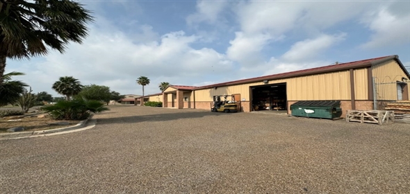 700 West Mozelle Avenue Pharr Texas, 78577 | Convenient Industrial Building