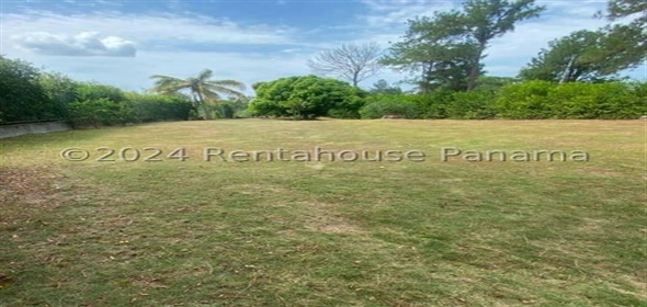 Playa Blanca Anton Cocle, 02007 | Prime Lot for Sale in Bijao