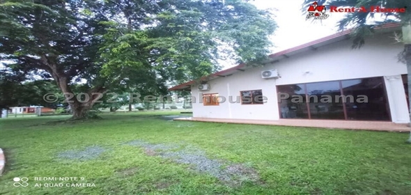 Aguadulce Aguadulce Cocle, 02038 | Luxurious Furnished Country House with Spacious Ranch