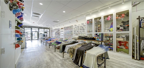 Kendall Kendall Florida, 33186 | Very Busy Clothing Boutique