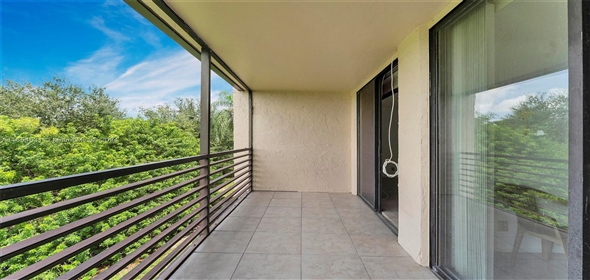 6301 N University Dr # 310 Tamarac Florida, 33321 | Beautiful Condo