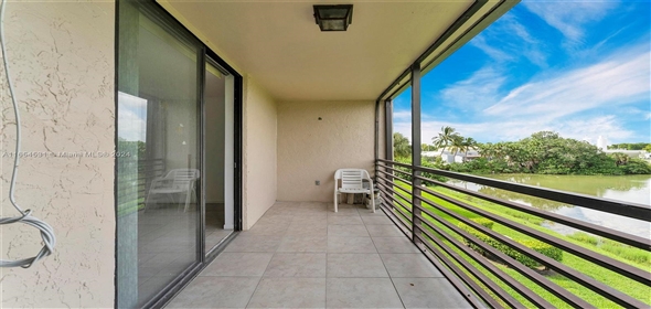 6301 N University Dr # 310 Tamarac Florida, 33321 | Beautiful Condo