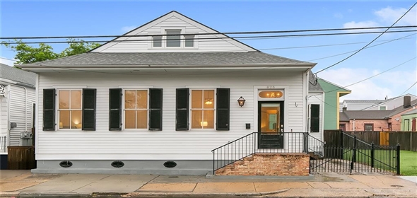 825 Villere Street New Orleans Louisiana, 70116 | Spectacular single family home