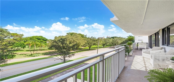 700 Coral Way #2 Coral Gables Florida, 33134 | Beautiful Apartment in Coral Gables