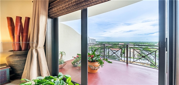 1805 Ponce De Leon Blvd # 1010 Coral Gables Florida, 33134 | Exquisite Condo in the Heart of Coral Gables