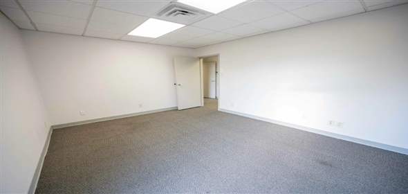 560 W Main St Lewisville Texas, 75057 | Convenient Medical Office