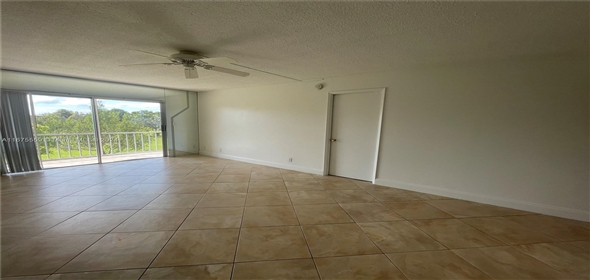 950 Hillcrest Dr # 302, BLDG 16 Hollywood Florida, 33021 | Beautiful Condo