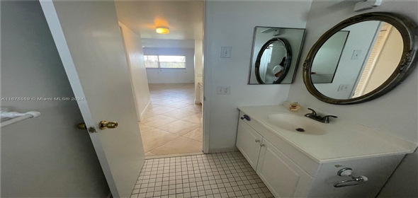 950 Hillcrest Dr # 302, BLDG 16 Hollywood Florida, 33021 | Beautiful Condo