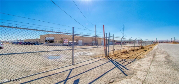 240 Derby Road Sunland Park New Mexico, 88063 | Commercial Property Warehouse