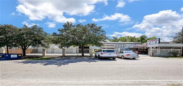 3714 Three Sisters Houston Texas, 77093 | Industrial Space Available