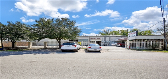 3714 Three Sisters Houston Texas, 77093 | Industrial Space Available