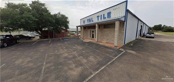 3911 W State Highway 107 Edinburg Texas, 78539 | Exclusive Industrial Building