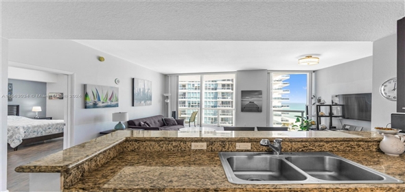 6515 Collins Ave # 1410 Miami Beach Florida, 33141 | Beautiful Condo