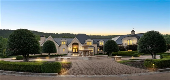 2551 Crow Valley Road NW Dalton Georgia, 30720 | Luxurious French Chateau Estate & Event Venue