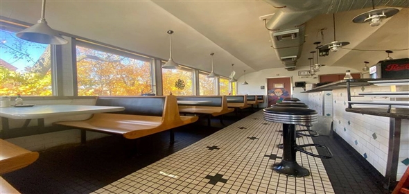 728 Main Street Middletown Connecticut, 06457 | Historic O'Rourke's Diner Property