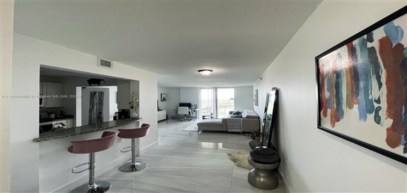 900 SW 8th St # 901 Miami Florida, 33130 | Beautiful Furnished Condo