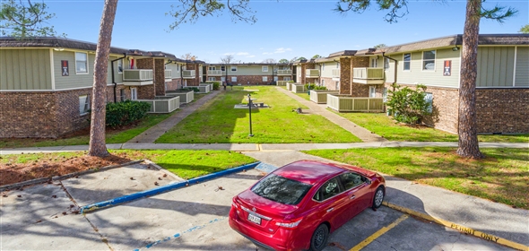 4445 Alvin Dark Ave Baton Rouge Louisiana, 70820 | Tiger Plaza Apartments