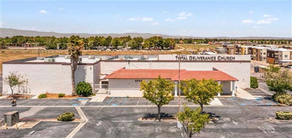 2733 W Ave L Lancaster California, 93536 | Flexible ±15,000 SF Space for Lease